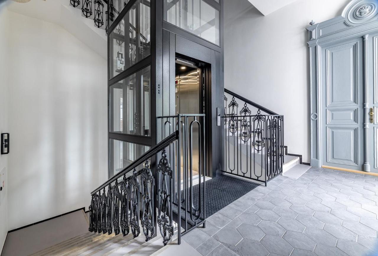 Daire Elegant Located In The Centre Of *
