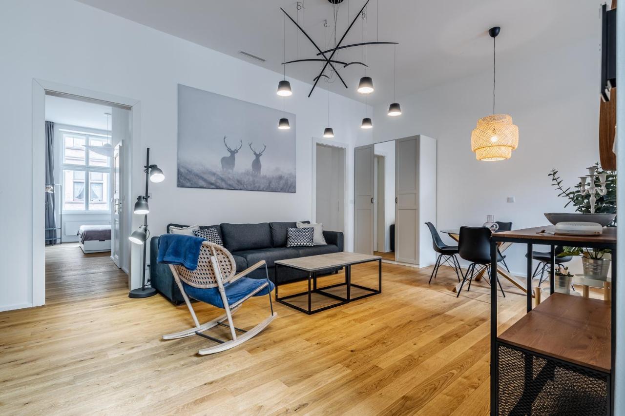 Daire Elegant Located In The Centre Of